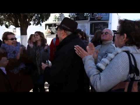 Francisco Rodrguez homenajea a las 17 rosas en el documental GUILLENA 1937