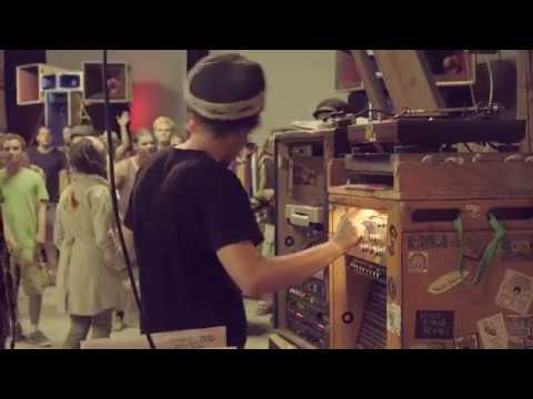 Jah Sonic meets Isayah & Zoe Amanzi, Dandelion last tune @ Rootsbase Festival