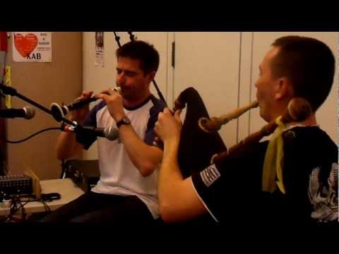 Ton double   Hervé Irvoas et Cédric Moign