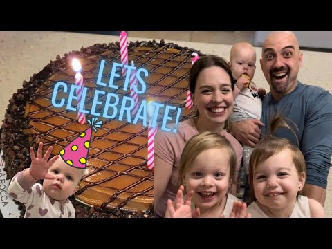 Did Emby say Happy Birthday 👀 Gonna need a translation on Scarlett 🤭😆🎉