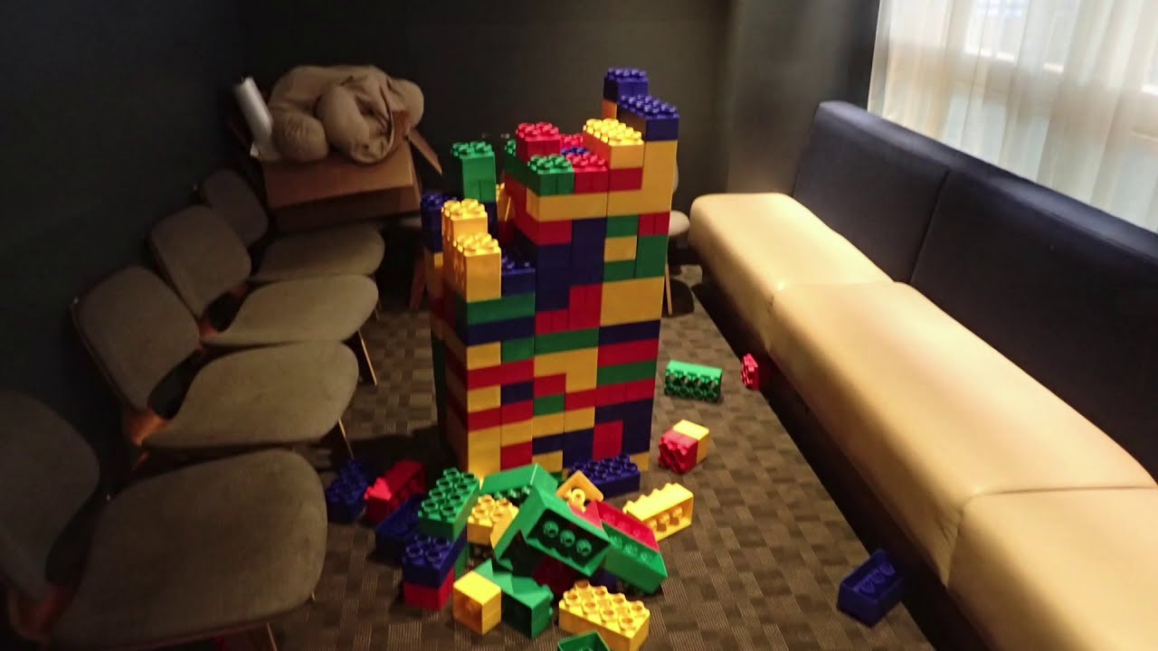 oneworld International Business Lounge thumbnail