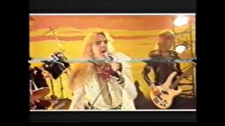 Saxon - Just let me rock live