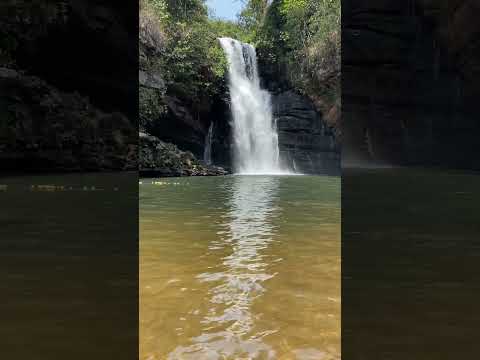 Cachoeira na Chapada do Indaiá.    #Goias #natureza #cachoeira #formosagoiás #Paz #Relaxar #Vida