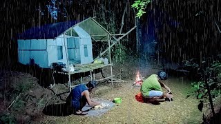 Download lagu Camping in the forest-staying in the forest-sleeping soundly in heavy rain-ASMR mp3