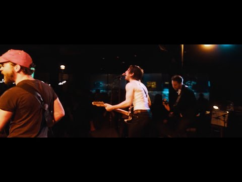 Never Been to Spain (Live in Chicago)