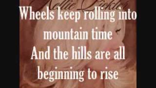 Kellie Pickler - Little House On The Highway [Lyrics On Screen]