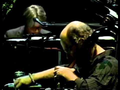 MORELENBAUM SAKAMOTO LIVE  (AS PRAIAS DESERTAS)