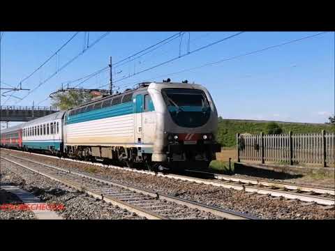 E.402 E.403 TITOLARI DEGLI INTERCITY IN TRANSITO A SECUGNAGO. (LODI) MART. 30 - 4 - 2019.