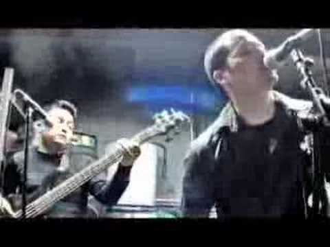 Eyeshine - "Here Comes The End Again" Music Video