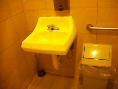 download lagu mp3 mp4 Oaks Gourmet Hollywood, download lagu Oaks Gourmet Hollywood gratis, unduh video klip Oaks Gourmet Hollywood