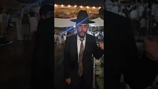 זכות האור החיים הקדוש יעמוד על כלל ישראל אמן (הרב רפאל זר) - התמונה מוצגת ישירות מתוך אתר האינטרנט יוטיוב. זכויות היוצרים בתמונה שייכות ליוצרה. קישור קרדיט למקור התוכן נמצא בתוך דף הסרטון