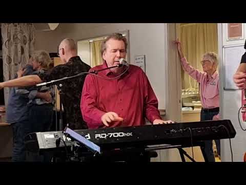 Johan Blohm - Little Ole Wine Drinker Me