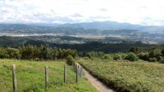 preview picture of video 'Vistas desde el vértice geodésico de Unbe (302 m)'