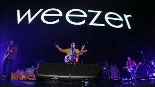 Weezer - Thank God For Girls (Live at KROQ Almost Acoustic Xmas 2015)