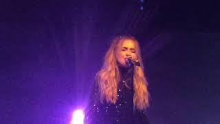 Sabrina Carpenter “Diamonds are forever” 3-6-19