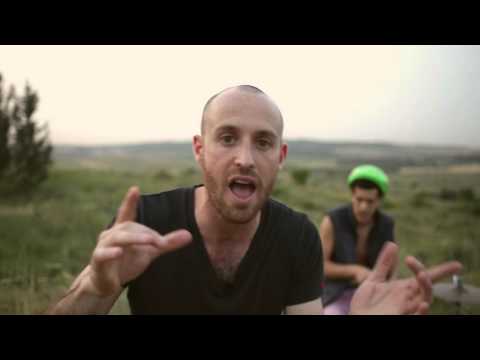 Video thumbnail for Bou Lifney - בואו לפני