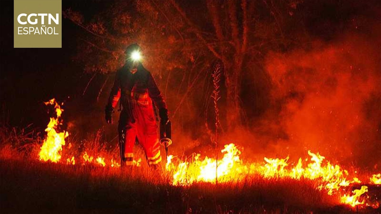 Evacuados esperan regresar a sus hogares mientras continúan las labores para controlar el fuego