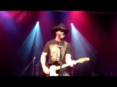 Jamie Lee Thurston -  Just Here for a Good Time (LIVE)