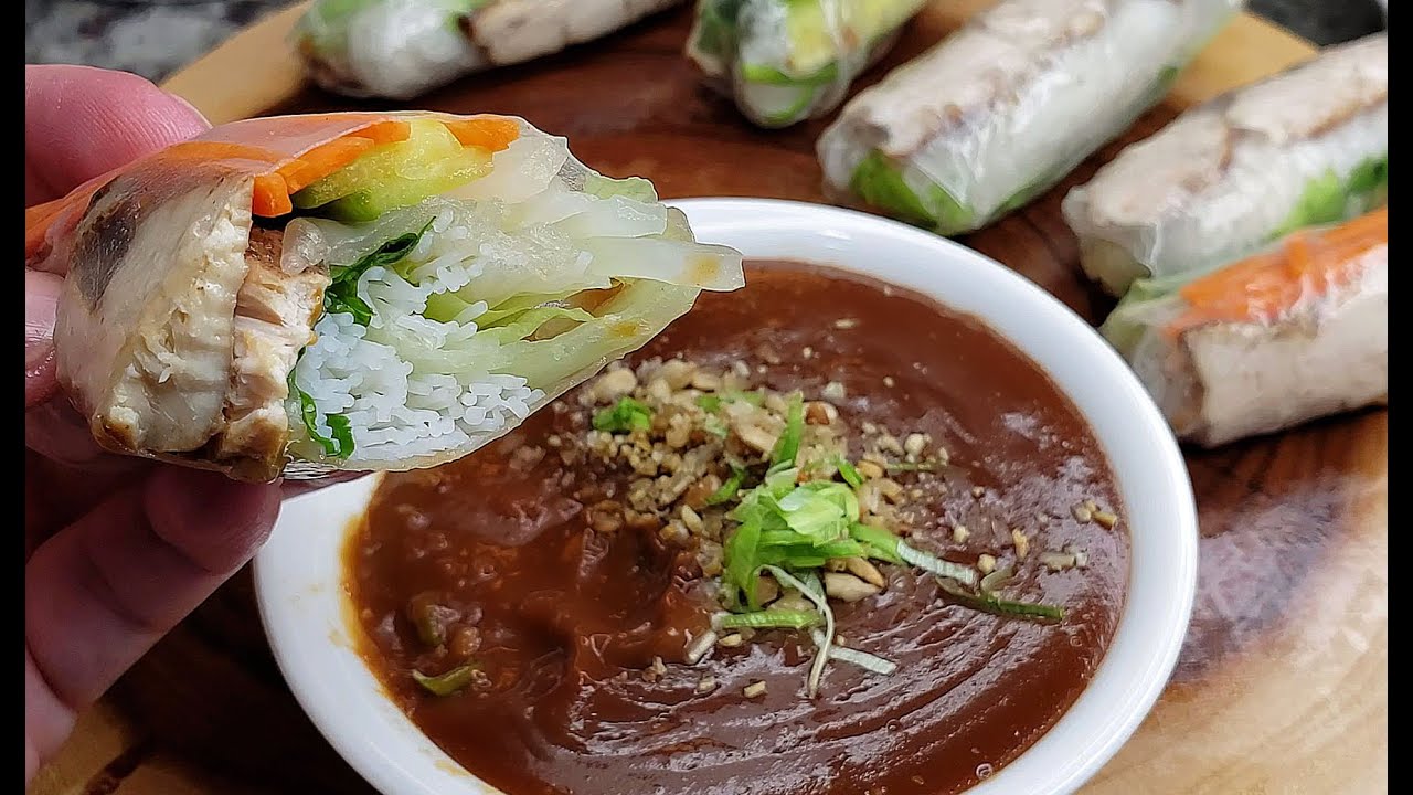 Vietnamese spring rolls and Peanut Sauce Recipe Chicken