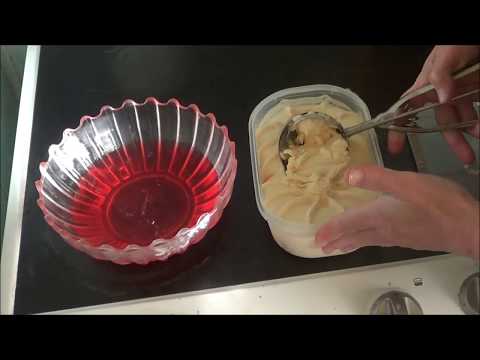 download lagu mp3 mp4 Jelly Ice Cream, download lagu Jelly Ice Cream gratis, unduh video klip Jelly Ice Cream