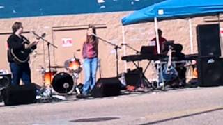 Trystan Layne - Leave The Pieces !