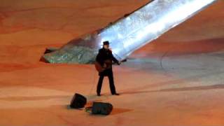 2010 Vancouver Olympics - Closing Ceremony: Neil Young - Long May You Run
