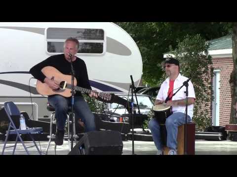 Roger Alan Wade performs at benefit Concert for Matt at Centennial Park in Dayton, TN - 9/29/13