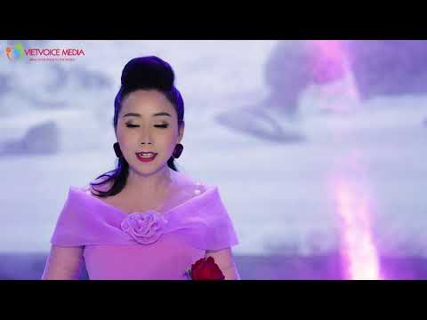 Thể hiện bởi Đan Phượng