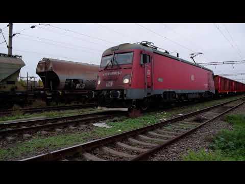 DB Cargo cu LEMA 480-023 la tractiunea unui tren de EAOS-uri DB pentru Curtici