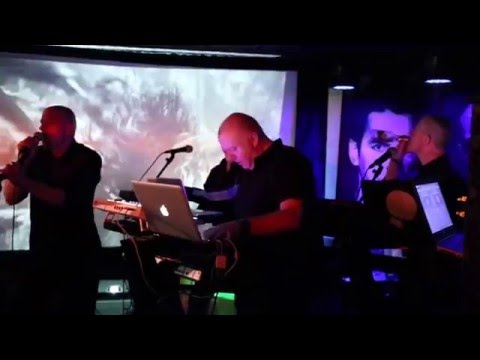 Bite The Hand That Feeds (Live) - Embrace The Crisis