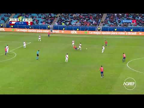 Highlights - Renato Tapia vs Chile