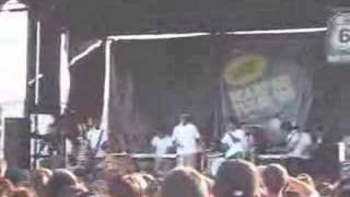 Warped Tour 2008 San Francisco: Peace Sign / Index Down - Gym Class Heroes