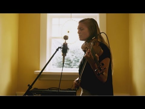 Hannah Epperson - Shadowless (Acoustic)
