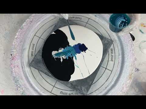 391. Sheleeart Fluid artist - Not a bloom vine