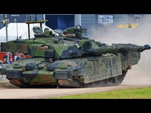 This Deadly UK Super 'MEGATRON' Tank Shocked the Russian