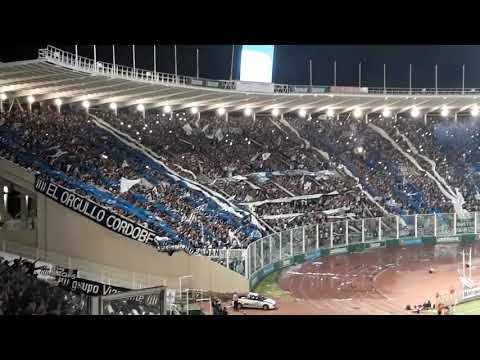 Duelo de hinchadas entre Belgrano y Talleres.
