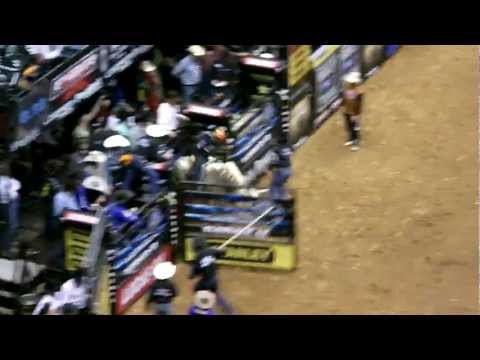 Chris Shivers vs Pretty Boy, Short Round, PBR Glendale Invitational 3.17.2012