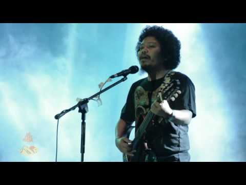 Folk Music Festival 2017  Payung Teduh - Di Ujung Malam