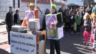 preview picture of video 'De Pretkeujes - We geven nog een rondje - Beuningen Carnaval optocht 2011 2/3'
