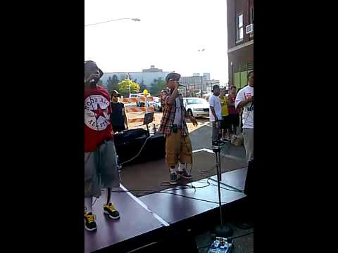 Draztik Meazures Flower Day performance