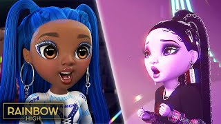 Rainbow High Glitch Finds Her Confidence! 🎤 | Rainbow High Clip