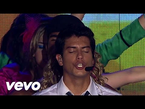 Rebeldes - Um Dia de Cada Vez (Ao Vivo)