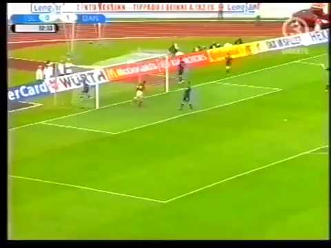Jon Dahl Tomasson (Dinamarca) - 06/09/2006 - Islândia 0x2 Dinamarca - 1 gol