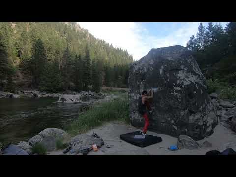 Leavenworth Bouldering: Dyno 101 (V3)