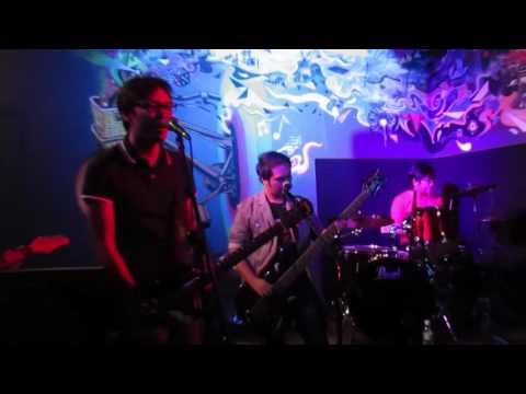 Urusai @ Tales from the Unfriend Zone 3 - Kahit Pa