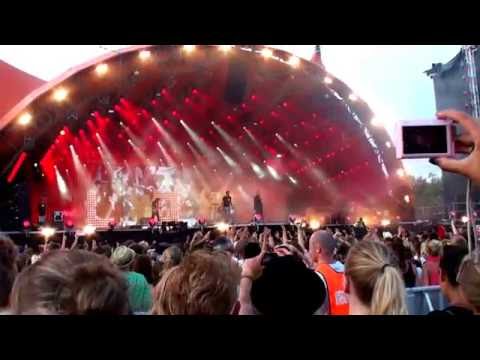L.O.C - Libertiner feat. Johan Olsen live at Roskilde 2011 HD