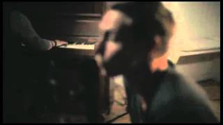 Cover Monster Paramore