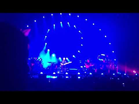 Pigs performed by Brit Floyd