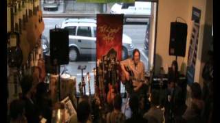 PART 2 - Chris Peeters (De Laatste Show Band) demonstreert Hagstrom bij Groove Music Shop (Lier)