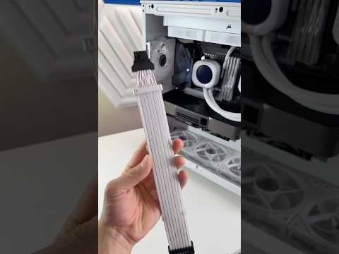 Lian Li Strimer Plus V2 12VHPWR cable doesn’t work with the 5090 FE 🥲